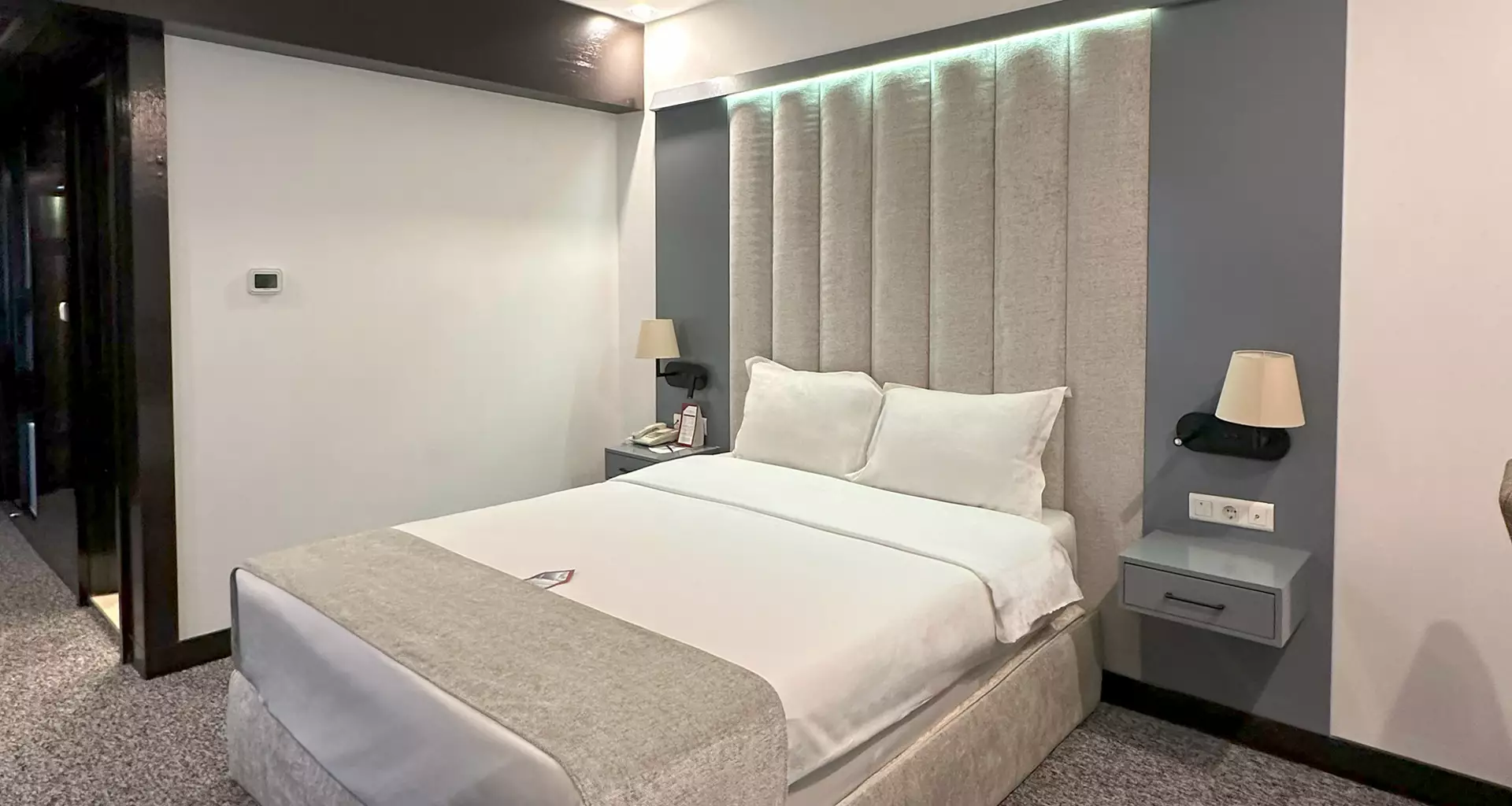 Alibaba https://cdn.alibaba.ir/ostorage/hotel-accommodation-images/68248cb2f6e8766ef96f548f_دو  تخته دبل.webp